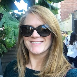 Meet your Posher, Ashley